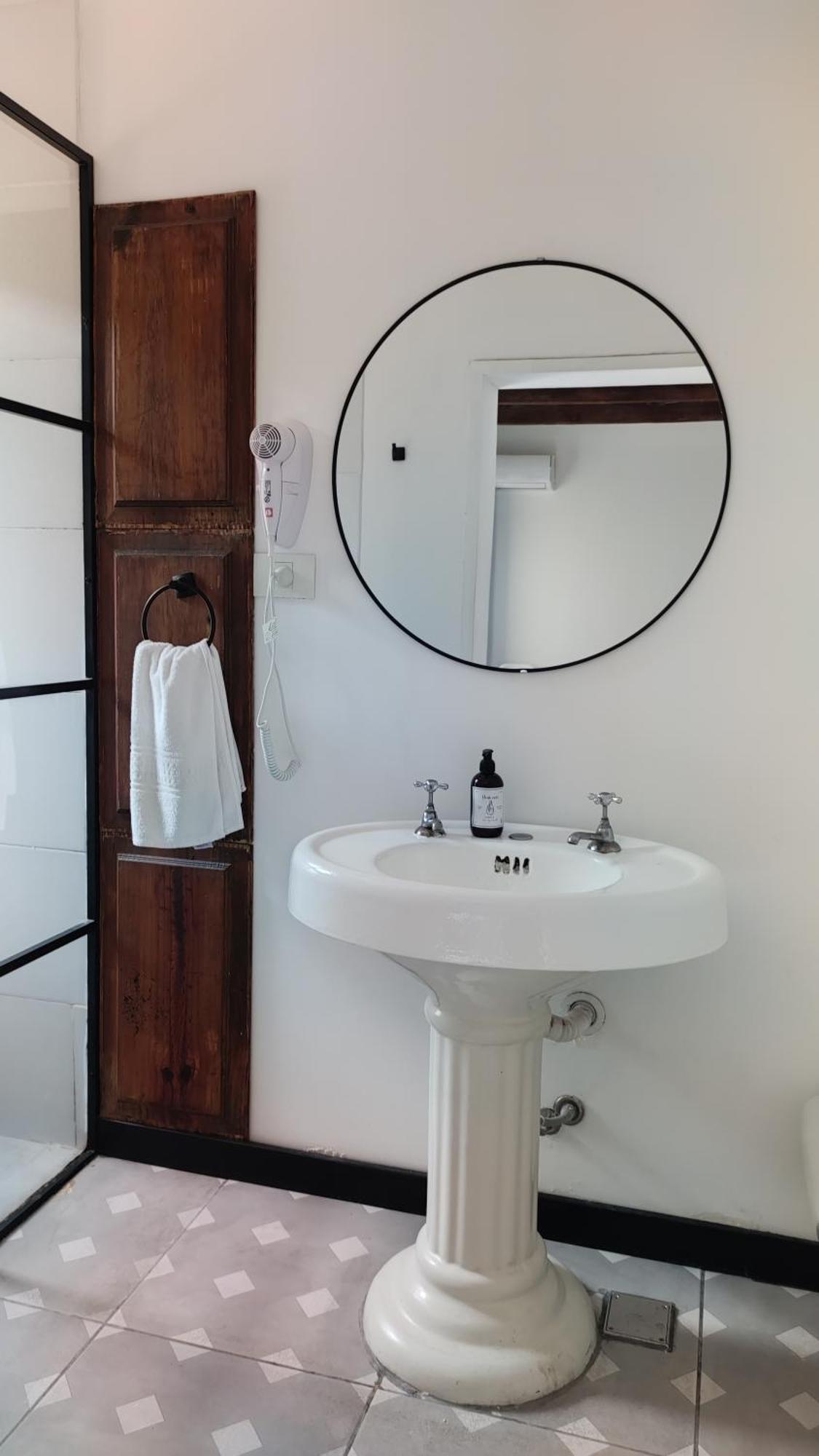 La Botica De 1852 Hotel Chascomus Ngoại thất bức ảnh